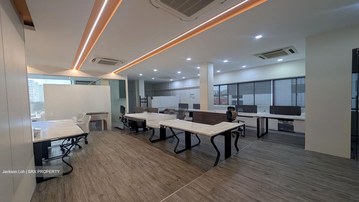 Unipet Building (D13), Office #567475811